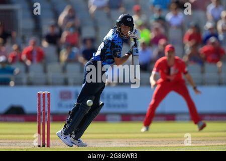 Manchester, Großbritannien. Juli 2021. Joe Root Batting for Yorkshire Vikings in Manchester, Vereinigtes Königreich am 7/17/2021. (Foto von Conor Molloy/News Images/Sipa USA) Quelle: SIPA USA/Alamy Live News Stockfoto