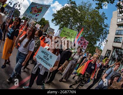 Die Offiziellen Tierrechte März London 2019. Aktivisten marschieren am 17. August 2019 durch die britische Hauptstadt Stockfoto