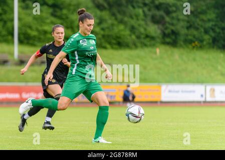 Aschheim, Deutschland. Juli 2021. Jasmin Colombo (19 St. Gallen) beim Freundschaftsspiel zwischen dem FC Bayern München II und St.Gallen-Staad im Sportpark Aschheim. Kredit: SPP Sport Pressefoto. /Alamy Live News Stockfoto