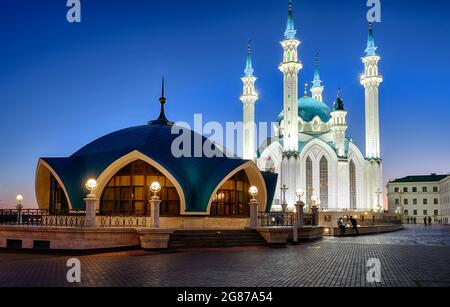 Kul Sharif Moschee in Kasan Kreml, Tatarstan, Russland. Es ist ein berühmtes Wahrzeichen von Kazan. Schöne islamische Architektur, Touristenattraktion in Kazan Cit Stockfoto