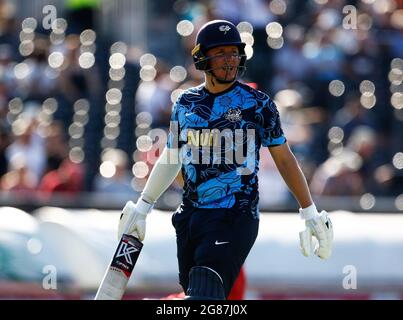 17. Juli 2021; Emirates Old Trafford, Manchester, Lancashire, England; T20 Vitality Blast Cricket, Lancashire Lightning gegen Yorkshire Vikings; Gary Ballance von Yorkshire Vikings Stockfoto