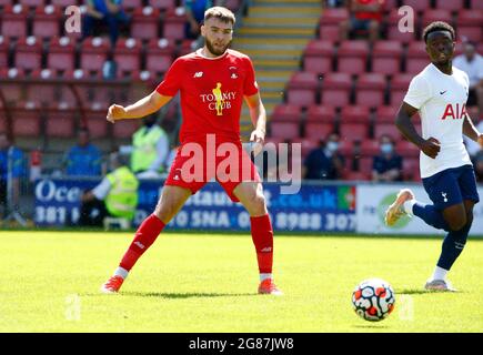 Leyton, Großbritannien. Juli 2021. LONDON, ENGLAND - 17. JULI: Aaron Drinan von Leyton Orient während der JE3 Foundation Trophy zwischen Leyton Orient und Tottenham Hotspur am 17. Juli 2021 im Breyer Group Stadium, Leyton, UK Credit: Action Foto Sport/Alamy Live News Stockfoto