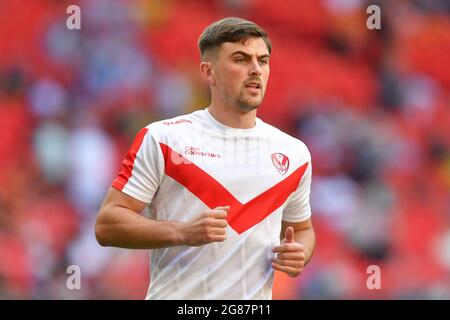 London, Großbritannien. Juli 2021. Lewis Dodd (21) von St. Helens während des Warm-Up in London, Großbritannien am 7/17/2021. (Foto von Richard Long/ RL Photography/News Images/Sipa USA) Quelle: SIPA USA/Alamy Live News Stockfoto