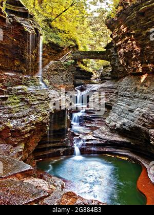 Rainbow Falls, Watkins Glen State Park, NY Stockfoto