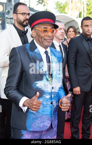 Spike lee nimmt am 17. Juli 2021 an der Abschlussvorführung von „OSS 117: From Africa With Love“ und der Abschlusszeremonie in Cannes, Frankreich, Teil. (Foto: ImageSpace/Sipa USA) Quelle: SIPA USA/Alamy Live News Stockfoto