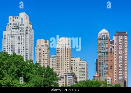 25 der Central Park West, The Century, ist ein Art déco-Wahrzeichen der Upper West Side von Manhattan. Stockfoto