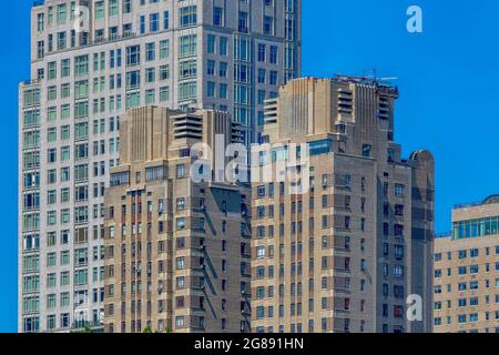 25 der Central Park West, The Century, ist ein Art déco-Wahrzeichen der Upper West Side von Manhattan. Stockfoto