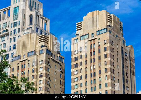 25 der Central Park West, The Century, ist ein Art déco-Wahrzeichen der Upper West Side von Manhattan. Stockfoto