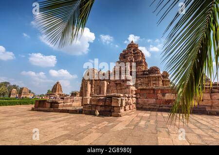 Pattadakal, Karnataka, Indien - 11. Januar 2020 : der Mallikarjuna-Tempel im Pattadakal-Tempelkomplex, der aus dem 7.-8. Jahrhundert, dem frühen Chalu, stammt Stockfoto