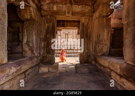 Pattadakal, Karnataka, Indien - 11. Januar 2020 : der Virupaksha-Tempel im Pattadakal-Tempelkomplex aus dem 7.-8. Jahrhundert, dem frühen Chaluky Stockfoto