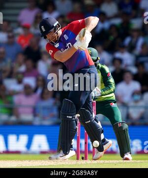 Englands Jonny Bairstow schlägt beim Twenty20 International Match im Emerald Headingley, Leeds, auf. Bilddatum: Sonntag, 18. Juli 2021. Stockfoto