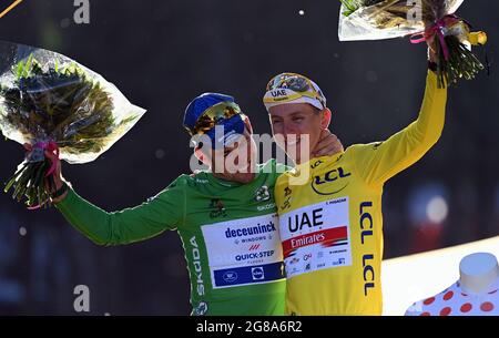 Sieger des Green Points Trikots Brite Mark Cavendish von Deceuninck - Quick-Step und Sieger des gelben Trikots für die Gesamtwertung, die Polka Stockfoto