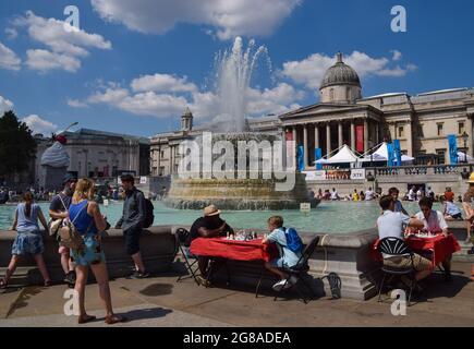 London, Großbritannien. Juli 2021. Chess Fest am Trafalgar Square, eine kostenlose, familienfreundliche Veranstaltung, die das Spiel und seinen dauerhaften und universellen Reiz feiert. Stockfoto