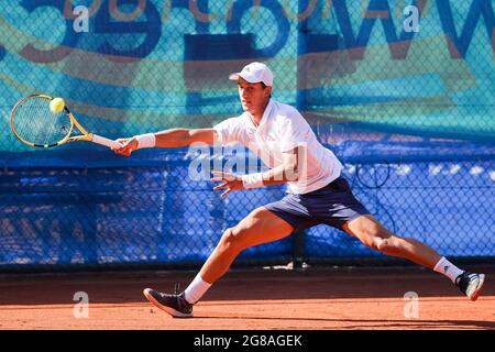 AMERSFOORT, NIEDERLANDE - 17. JULI: Antoine Hoang (FRA) während der Van Mossel KIA Dutch Open am 17. Juli 2021 im Tennisvereniging ATLA in Amersfoort, Niederlande (Foto: Hans van der Valk/Orange Picturs) Stockfoto