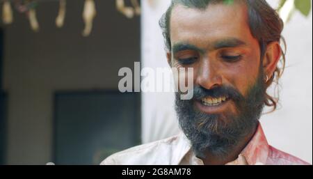 Ein Porträt eines südasiatischen Mannes Stockfoto