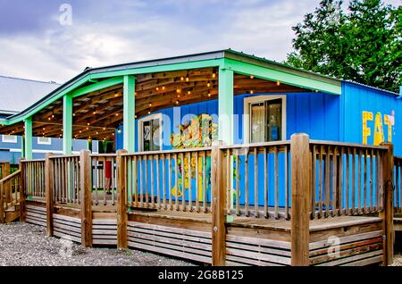 Foxy's Waffle Bar and Sugar Den ist am 7. Juli 2021 in Dauphin Island, Alabama, abgebildet. Das Restaurant ist auf belgische Gourmetwaffeln spezialisiert. Stockfoto