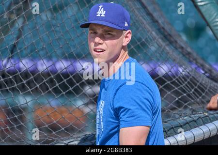 Denver CO, USA. Juli 2021. Los Angeles Catcher will Smith ((16) vor dem Spiel mit den Los Angeles Dodgers und den Colorado Rockies im Coors Field in Denver Co. David Seelig/Cal Sport Medi. Kredit: csm/Alamy Live Nachrichten Stockfoto