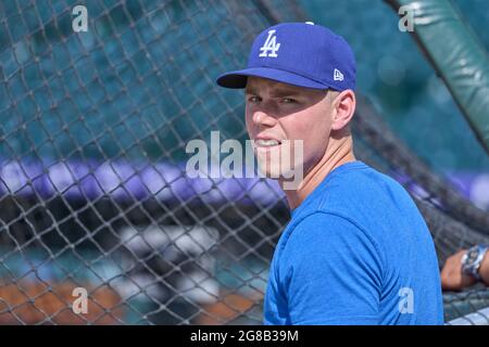 Denver CO, USA. Juli 2021. Los Angeles Catcher will Smith ((16) vor dem Spiel mit den Los Angeles Dodgers und den Colorado Rockies im Coors Field in Denver Co. David Seelig/Cal Sport Medi. Kredit: csm/Alamy Live Nachrichten Stockfoto