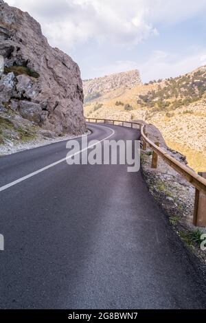 Schönes Foto einer Straße in Cap Formentor, Mallorca, Spanien Stockfoto