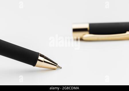 Pen, die isoliert auf weißem Hintergrund Stockfoto