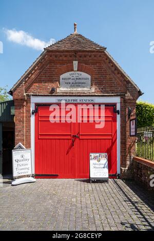 Die Old Fire Station in Alresford, Hampshire, England, Großbritannien, ein denkmalgeschütztes Gebäude und Stadtmuseum. Stockfoto
