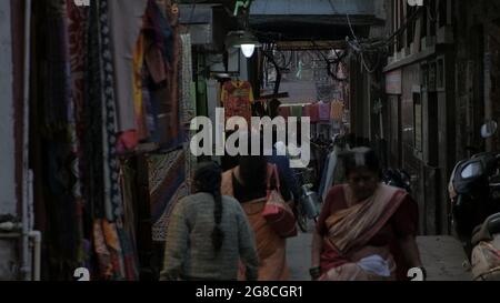 VARA, INDIEN - Mar 04, 2019: Die größte religiöse Versammlung und ein großes Pilgerfest im Hinduismus namens Kumbh Mela Stockfoto