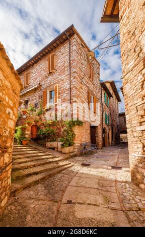 Spello charmante historische Zentrum Gasse in Umbrien Stockfoto