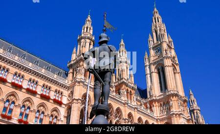 Das Wiener Rathaus ist der Sitz der Stadtverwaltung von Wien und befindet sich am Rathausplatz im Stadtteil Innere Stadt.EINE Touristenattraktion in Wien, Aust Stockfoto