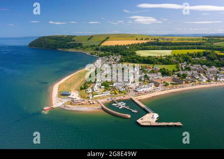 Luftaufnahme von der Drohne des Dorfes Cromarty auf der Black Isle auf Cromarty Firth, Ross und Cromarty, Schottland, Großbritannien Stockfoto