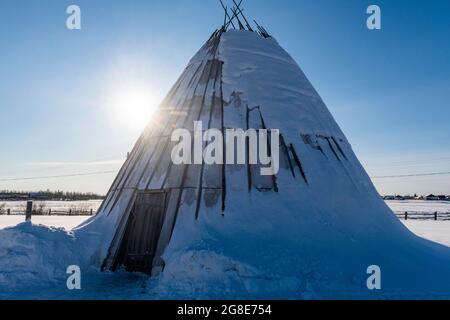 Traditionelle Wohnung, Tscherkekhskiy Regionalmuseum, Straße der Knochen, Sacha Republik, Jakutien, Russland Stockfoto