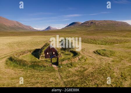 Alte Torfkirche von Groef oder Grafarkirkja bei Hofsos, Skagafjoerour, Skagafjoerdur, Nordisland, Island Stockfoto