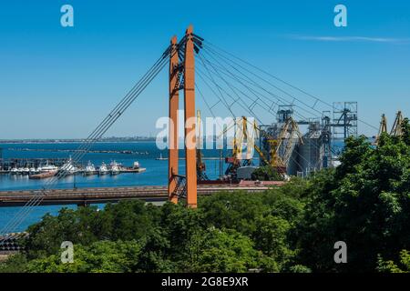 Blick über den Hafen, Odessa, Schwarzes Meer, Ukraine Stockfoto