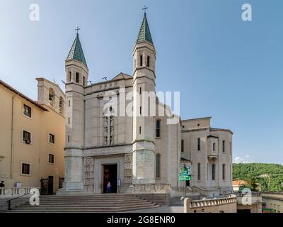 Die alte Basilika Santa Rita, im historischen Zentrum von Cascia, Perugia, Italien Stockfoto