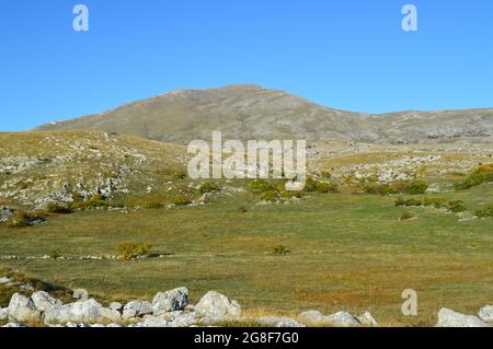 Wandertag auf dem Cincar Mountain Stockfoto