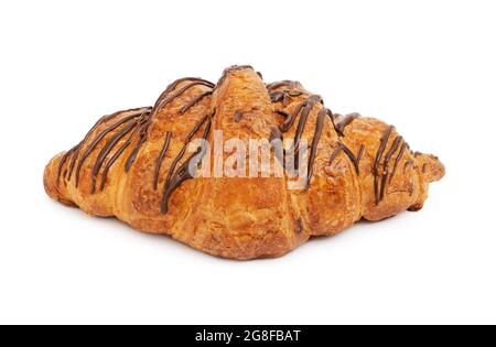 Köstliches frisches Croissant mit Schokolade auf weißem Hintergrund Stockfoto