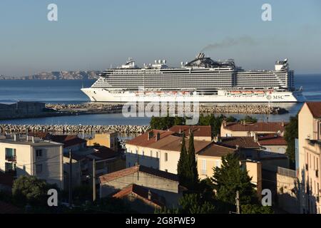 Marseille, Frankreich. Juli 2021. Das MSC Seaside-Schiff kommt im Hafen von Marseille an. (Foto von Gerard Bottino/SOPA Images/Sipa USA) Quelle: SIPA USA/Alamy Live News Stockfoto