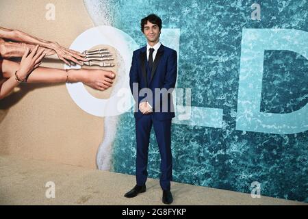 Alex Wolff nimmt am 19. Juli 2021 an der Premiere von „Old“ im Jazz im Lincoln Center in New York Teil. Stockfoto