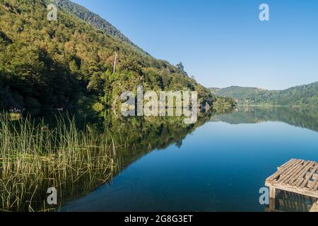 Lago Tilquilco See im Nationalpark Huerquehue, Chile Stockfoto