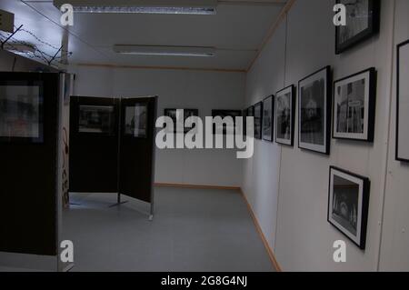 Wiedereröffnung 'Alliierte in Berlin' und 'Bye Bye Berlin - Spuren der US-Army' Ausstellung von Michael Müller-Monsé Stockfoto