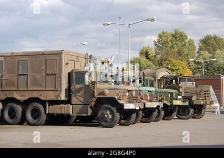 Eröffnung 'Alliierte in Berlin' und 'Bye Bye Berlin - Spuren der US-Army' Ausstellung von Michael Müller-Monsé Stockfoto