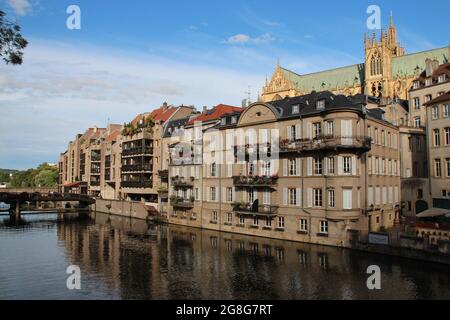 Kathedrale von saint-Étienne und mosel in metz in lothringen (frankreich) Stockfoto