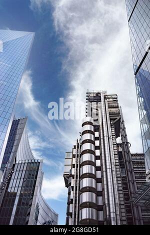 Das Lloyd's-Gebäude ist die Heimat des Versicherungsinstituts Lloyd's aus London. Entworfen vom Architekten Richard Rogers und Partners. Stockfoto