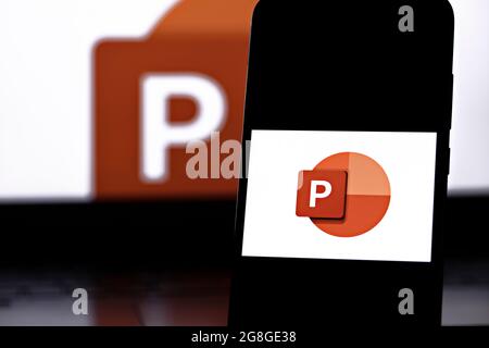 Editorial Foto auf Microsoft PowerPoint-Thema. Illustratives Foto für Nachrichten über Microsoft PowerPoint - ein Präsentationsprogramm von Microsoft Stockfoto