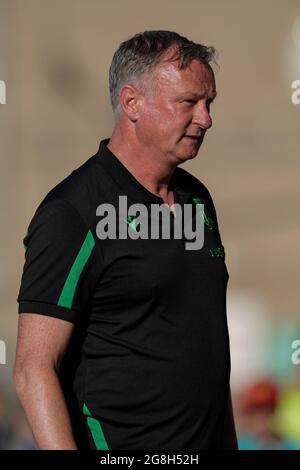 Crewe, Großbritannien. Juli 2021. Michael O'Neill Manager von Stoke City in Aktion in Crewe, Großbritannien am 7/20/2021. (Foto von Simon Whitehead/News Images/Sipa USA) Quelle: SIPA USA/Alamy Live News Stockfoto