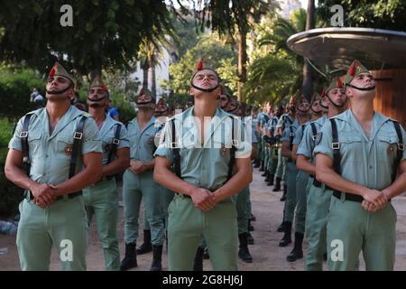 20. Juli 2021: 20. Juli 2021 (Malaga) Musiklegionäre zum 100. Jahrestag der Hymne des Bräutigams des Todes Malaga erinnert daran, dass es die erste Stadt war, in der sie mit einer Hommage in der Stimme von Virginia GÃ¡mez und der Kriegsband des Tercio Alejandro Farnesio IV von La LegiÃ³n de aufgeführt wurde Ronda (Bild: © Lorenzo Carnero/ZUMA Press Wire) Stockfoto