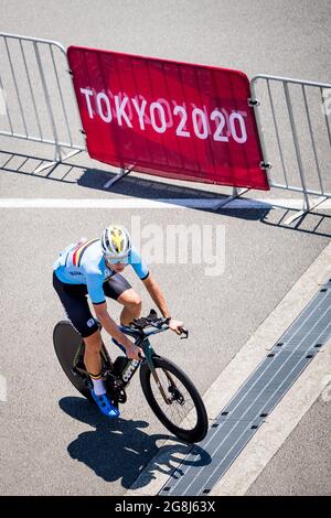 Der belgische Radfahrer Wout van Aert wurde während eines Radtrainings im Rahmen der Vorbereitungen für die Olympischen Spiele 2020 in Tokio auf dem Fuj in Aktion gezeigt Stockfoto