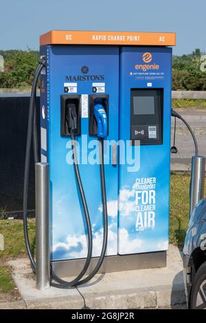 Dual Schnellladegerät für Elektrofahrzeuge in Norwich norfolk Stockfoto