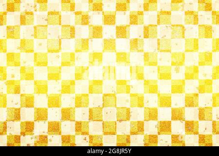 Japanische traditionelle Goldfarbe kariert Muster abstrakt oder geometrische Papier Textur Hintergrund Stockfoto
