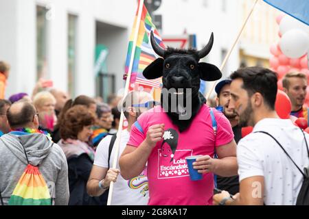München, Deutschland. Juli 2019. Am 13.7.2019 feierten Hunderttausende den Pride ( Christopher Street Day ) in München. Mehrere LGBTQ-Gruppen nahmen Teil. (Foto: Alexander Pohl/Sipa USA) Quelle: SIPA USA/Alamy Live News Stockfoto