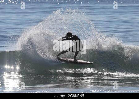 Ichinomiya, Chiba, Japan. Juli 2021. John John Florence (USA) Surfen : vor den Olympischen Spielen 2020 in Tokio am Tsurigasaki Surfing Beach in Ichinomiya, Chiba, Japan. Quelle: KONDO/AFLO/Alamy Live News Stockfoto